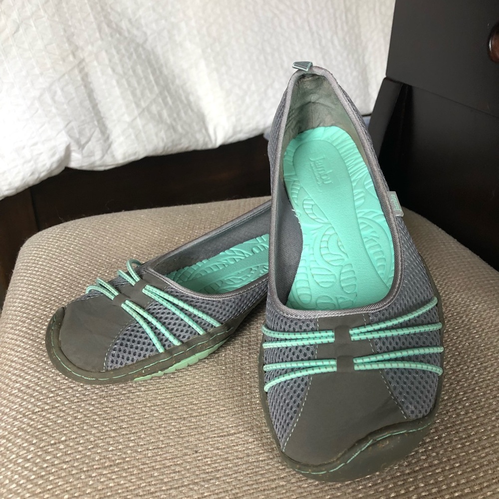 Jambu tennis shoes size 8.5